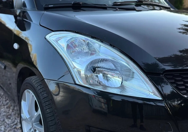Suzuki Swift cena 25400 przebieg: 108000, rok produkcji 2011 z Żywiec małe 667